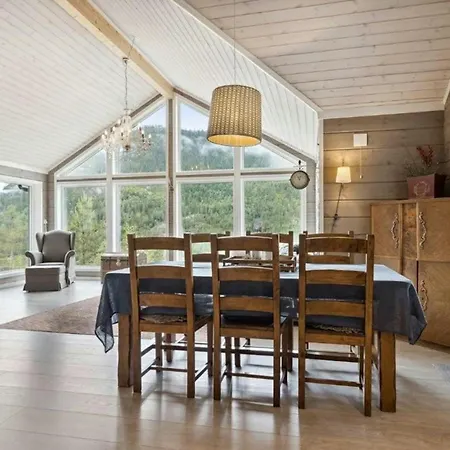 With Panoramic View Near Gaustatoppen Semesterbostad